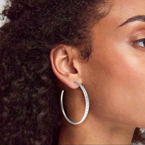 🎉HP🎉✨NWT Kendra Scott Silver Selena Hoop Earrings✨ - Picture 10 of 13